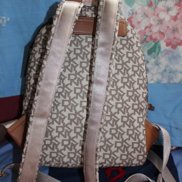 Dkny Bags Nwt Dkny Casey Md Backpack Dkny Initials And Graffiti Or